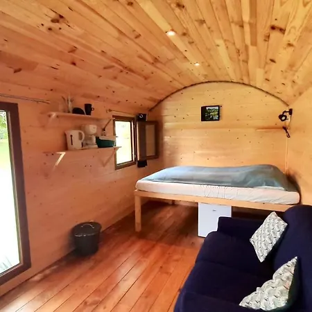 Domaine Du Balbuzard Camping