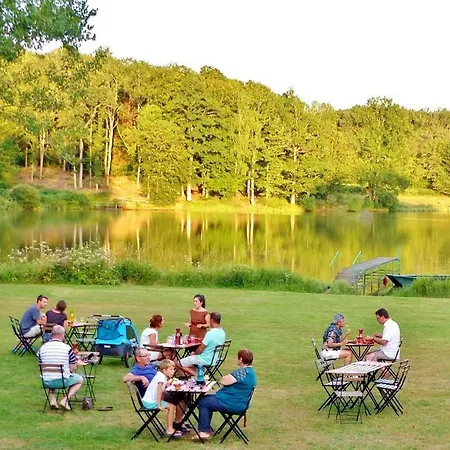 Domaine Du Balbuzard Kemping Condat-en-Combraille